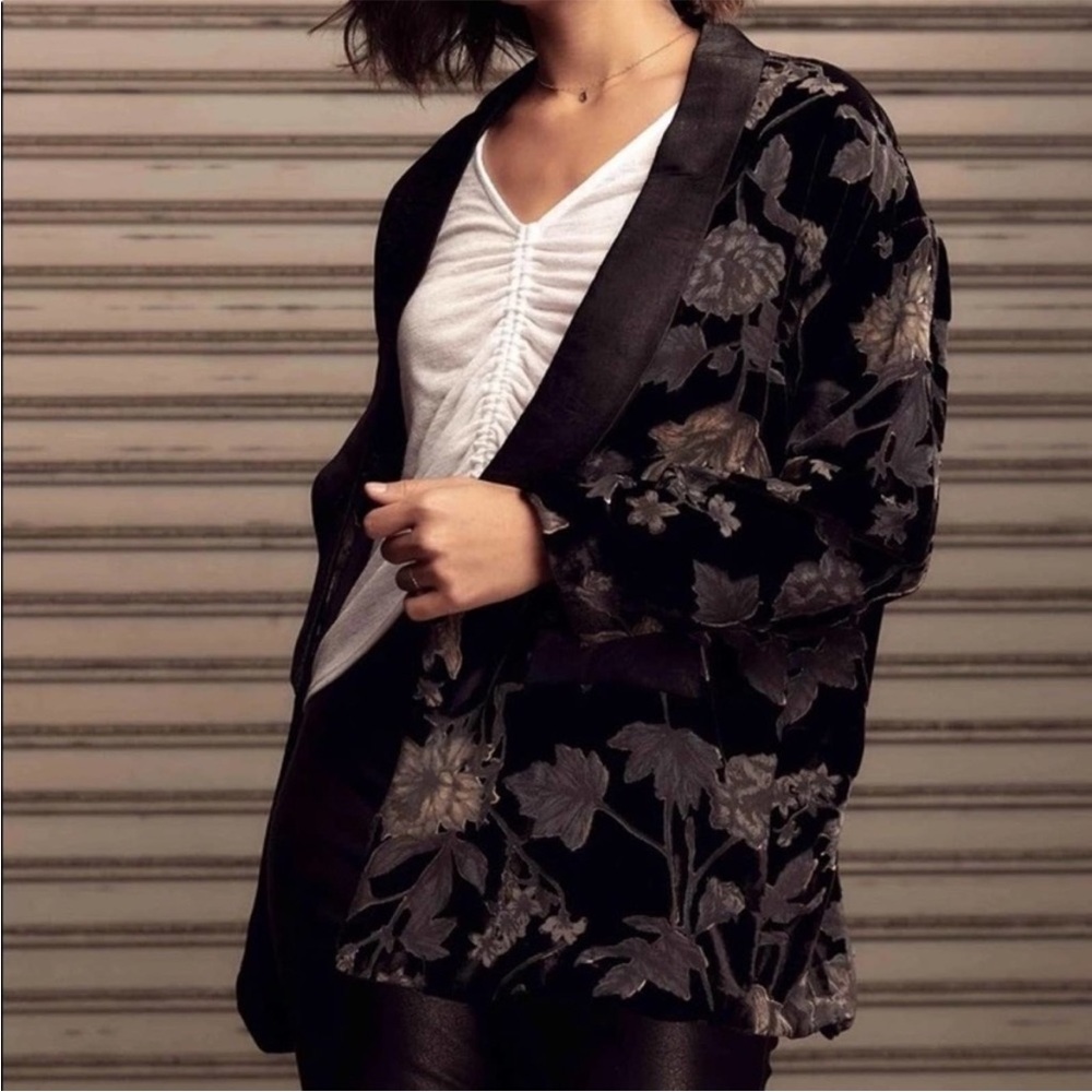 Sage The Label Headed Downtown Velvet Floral Blazer Size XS